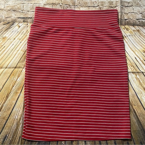 Lularoe Red White Striped Stretch Soft Knit Pencil Skirt - Picture 3 of 5